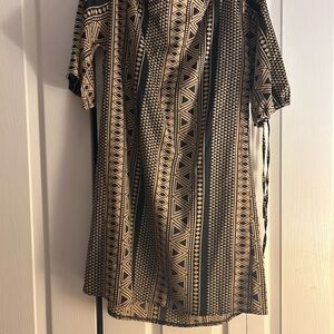 Ya Los Angeles Black and Cream Puff Sleeve Sheath Dress